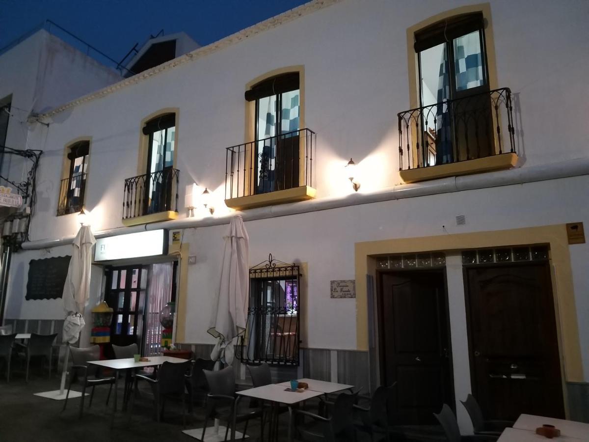 Pension La Fuente Абрусена Экстерьер фото