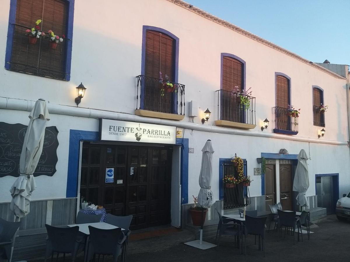 Pension La Fuente Абрусена Экстерьер фото