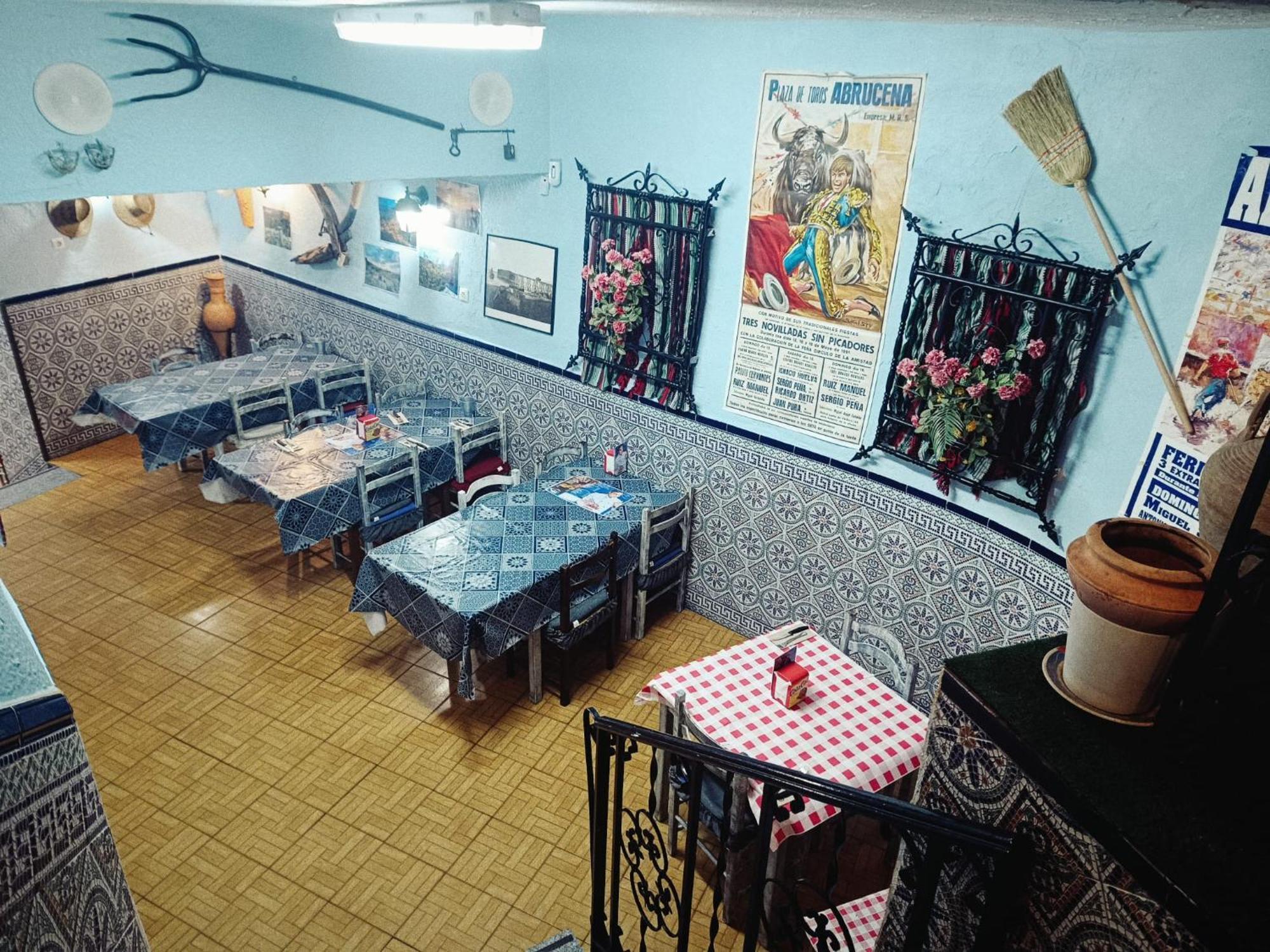 Pension La Fuente Абрусена Экстерьер фото