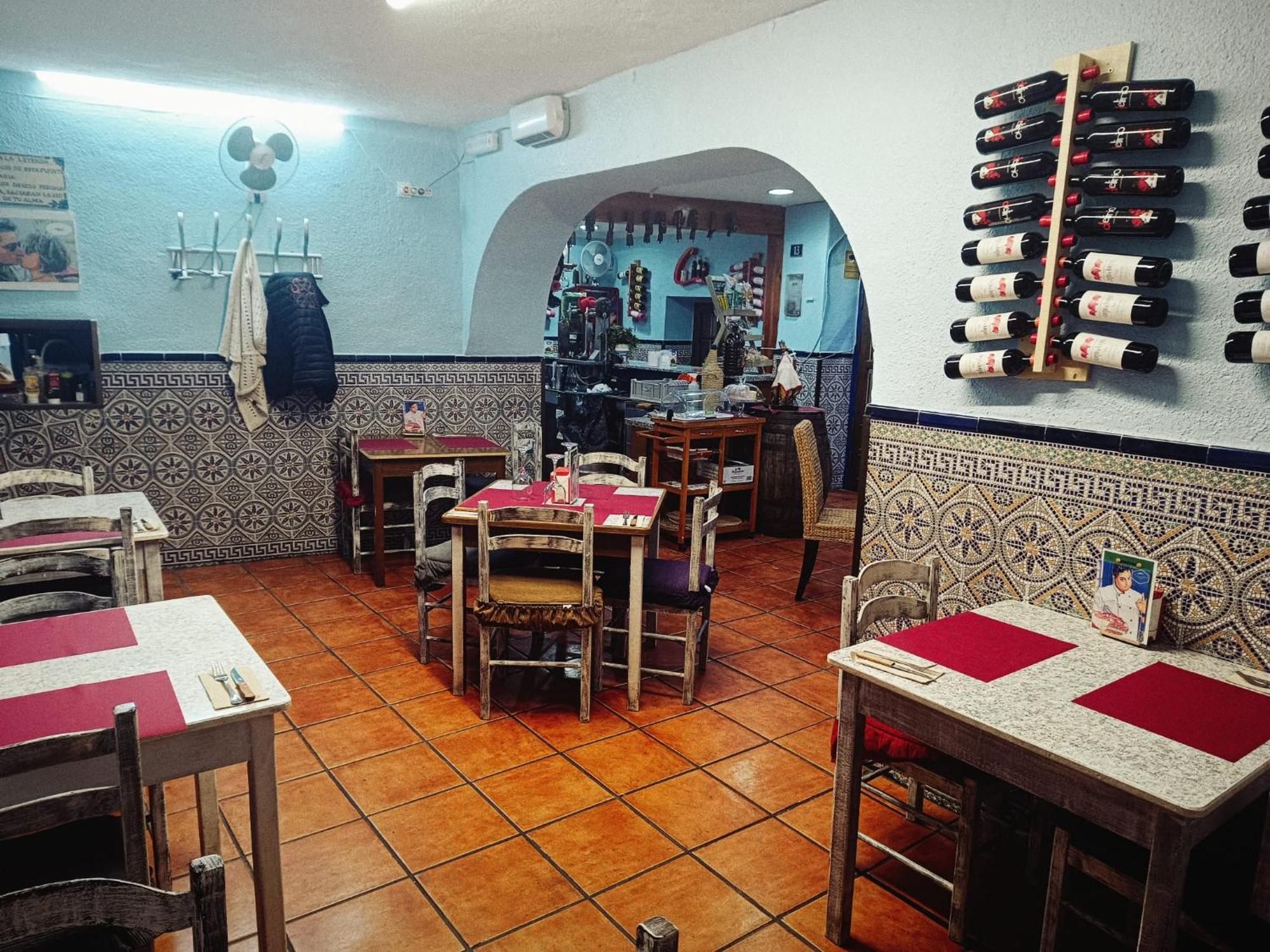 Pension La Fuente Абрусена Экстерьер фото